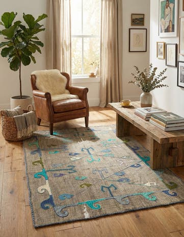 3' 8 x 4' 9 Hand Woven Kilim Suzani Wool Rug