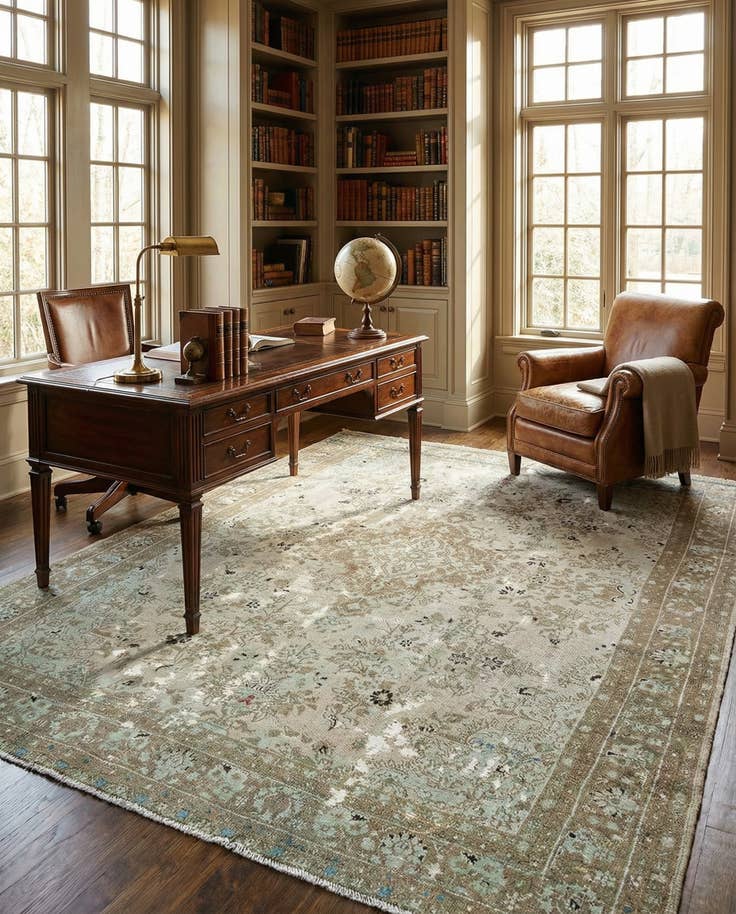 Detail image of 6' 11 x 9' 9 Vintage Rug