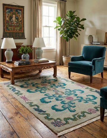 4' 2 x 6' Hand Knotted Tibet Wool Rug
