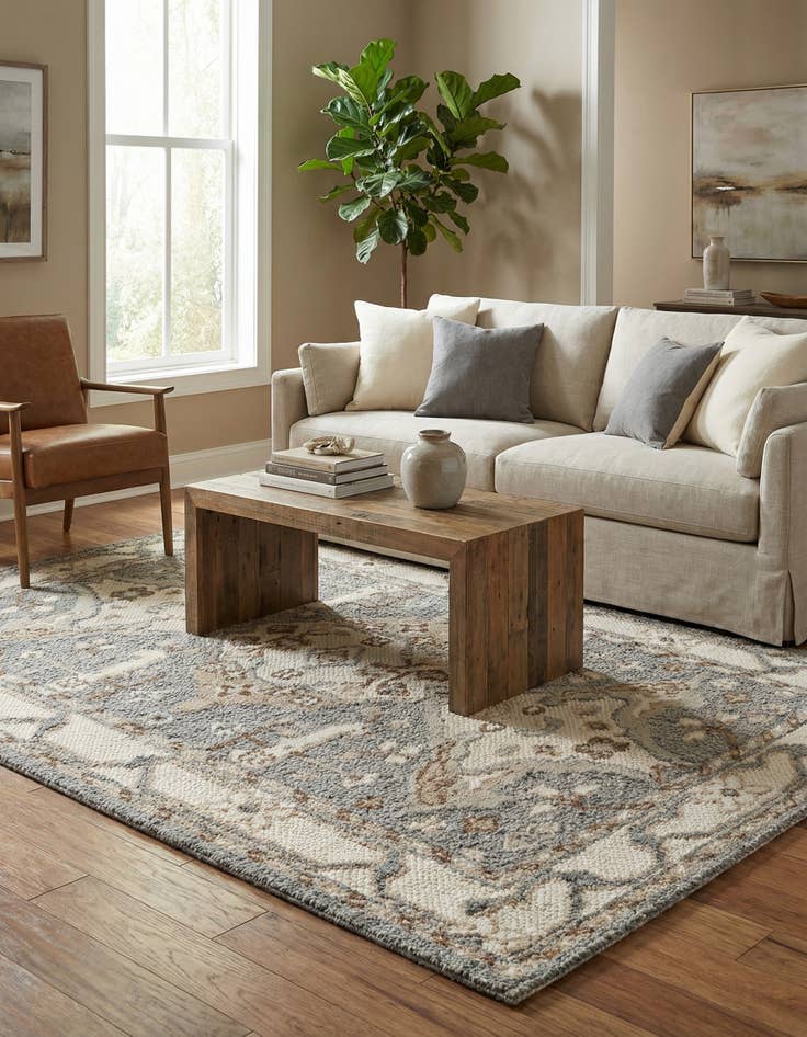 Detail image of 5' 1 x 8'  Hand Knotted Sultan Signature Rug