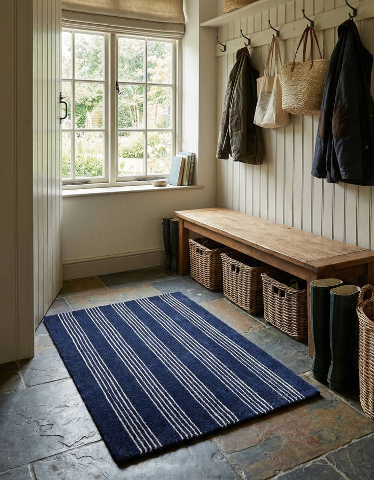 Detail image of 2' 2 x 3' 2  Hand Woven Jill Zarin Natural Wool Rug