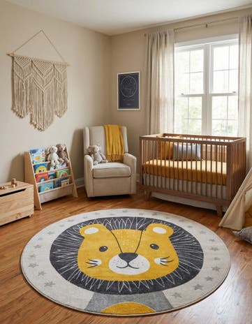 7' 10 x 7' 10 Lion Whimsy Kids Round Rug
