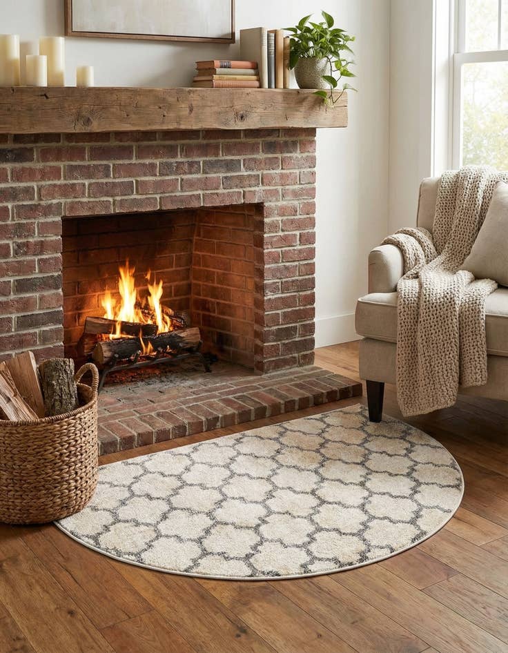 Detail image of  2' 2 x 3' 7 Lattice Hearth Rug