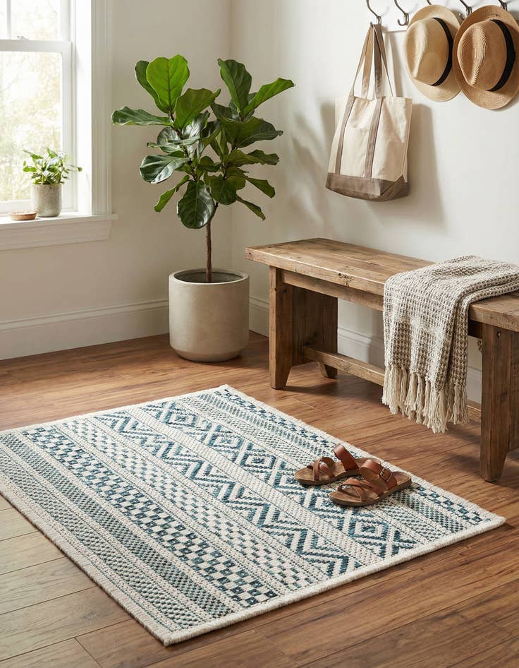 Detail image of 1' 4 x 1' 4  Washable Striped Indoor / Outdoor Sample Rug