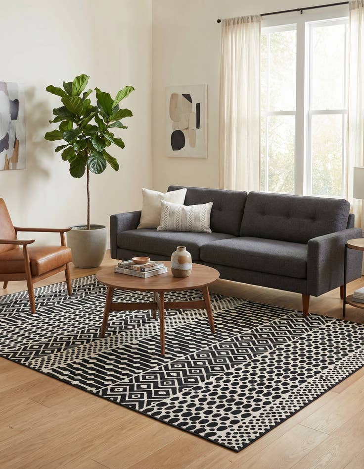 Detail image of 7' x 10' Milano Rug