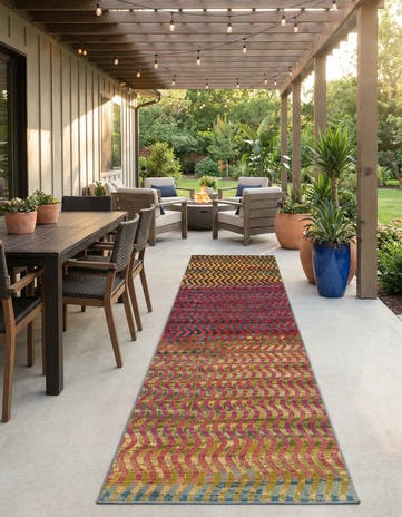 2' 7 x 11' Easy-Clean Modern Indoor / Outdoor Runner Rug