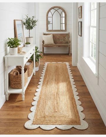 Natural and Ivory Handmade Scallop Braided Jute Runner Rug