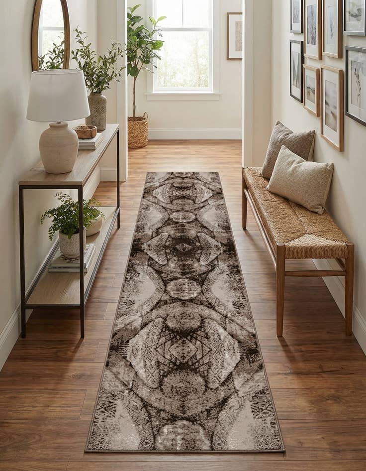 Detail image of 2' x 9' 10 Monaco Runner Rug