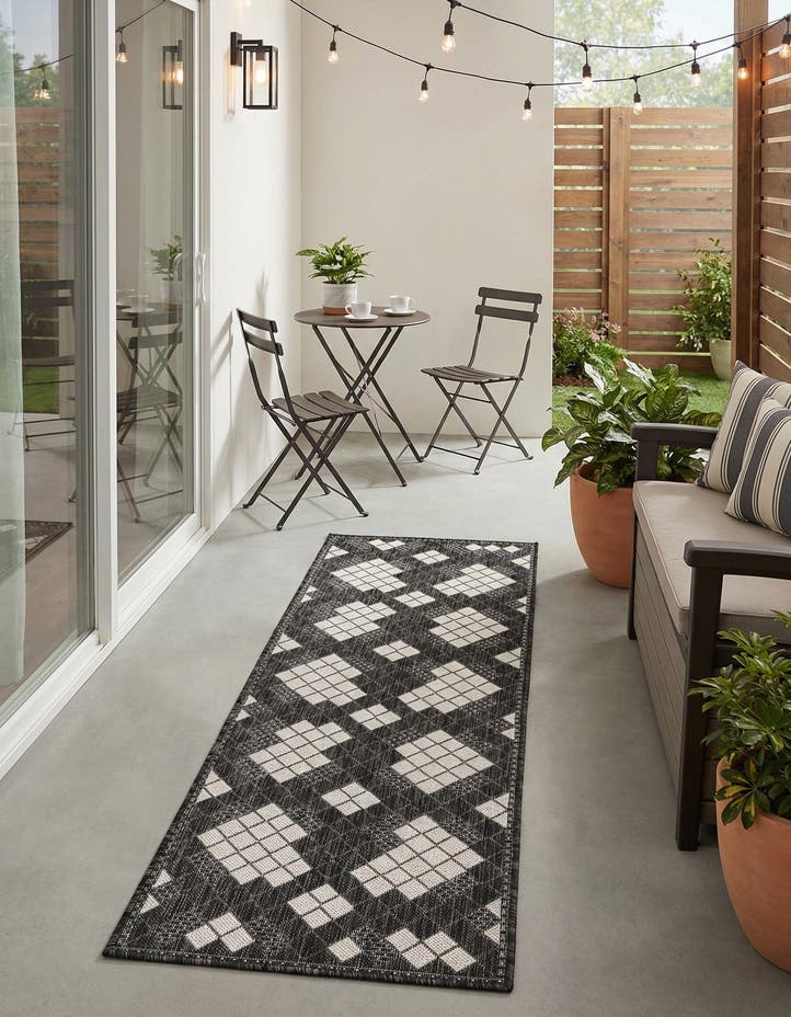 2' x 6' Easy-Clean Modern Indoor / Outdoor...