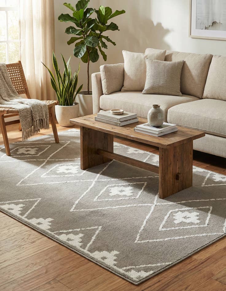 Detail image of 5' 3 x 7' 8 Trellis Rug