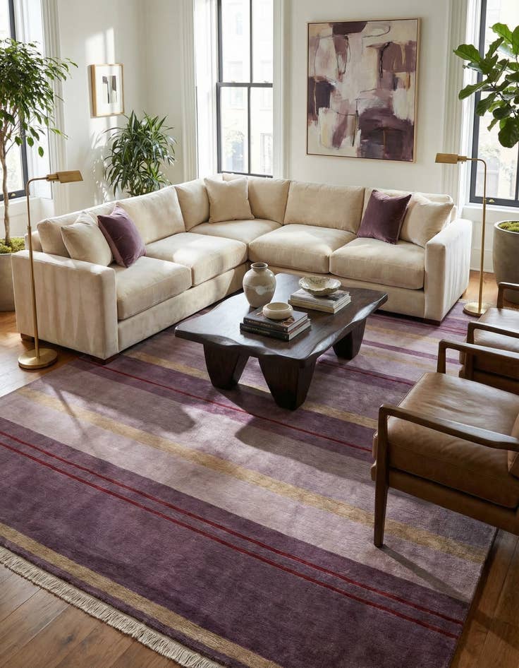 Detail image of 6' 6 x 9' 8  Hand Knotted Darya Wool Rug