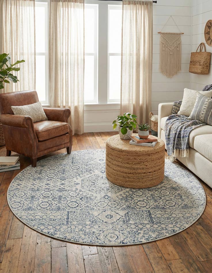 Detail image of 5' 3 x 5' 3 Newport Round Rug