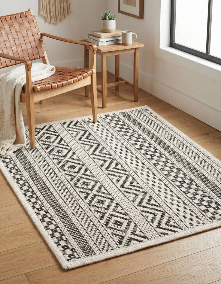 Detail image of 1' 4 x 1' 4  Washable Striped Indoor / Outdoor Sample Rug