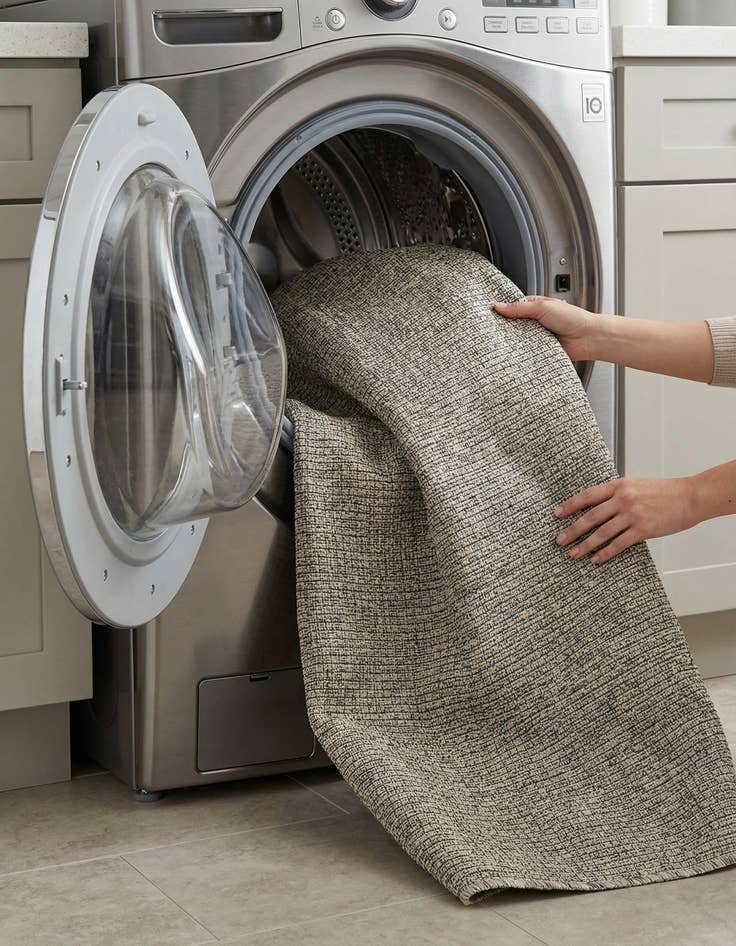 Detail image of  3' 7 x 6'  Washable Solid Indoor / Outdoor Rug