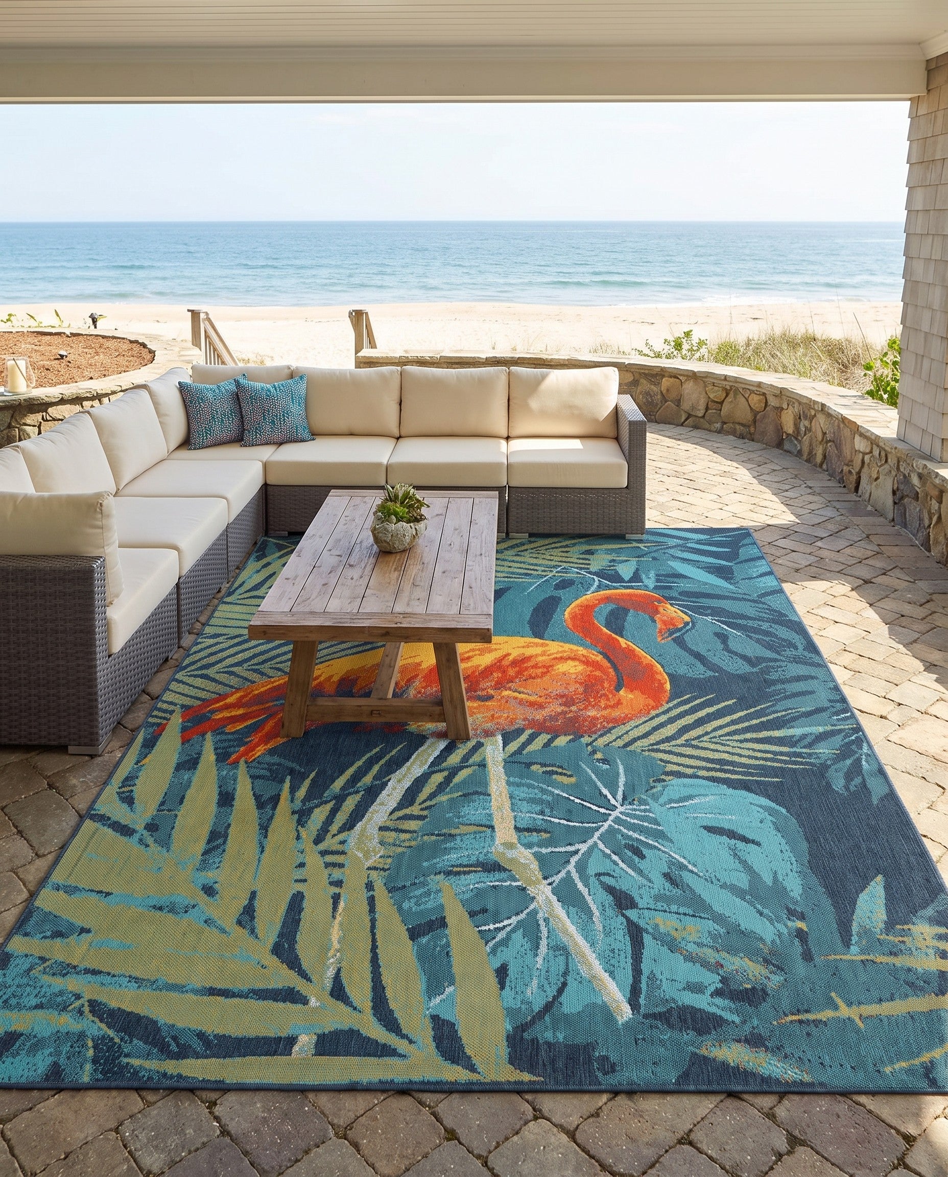 Easy-Clean Coastal Indoor / Outdoor Rug