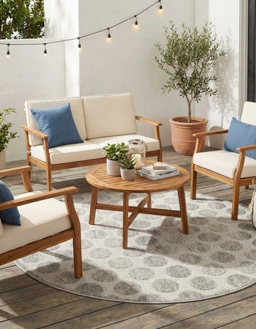 5' x 5' Easy-Clean Sabrina Soto Indoor / Outdoor Round Rug