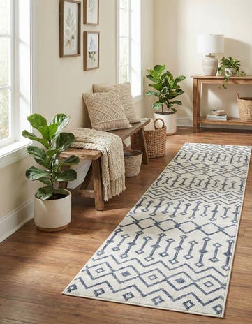 2' 7 x 13' Bohemian Trellis Runner Rug