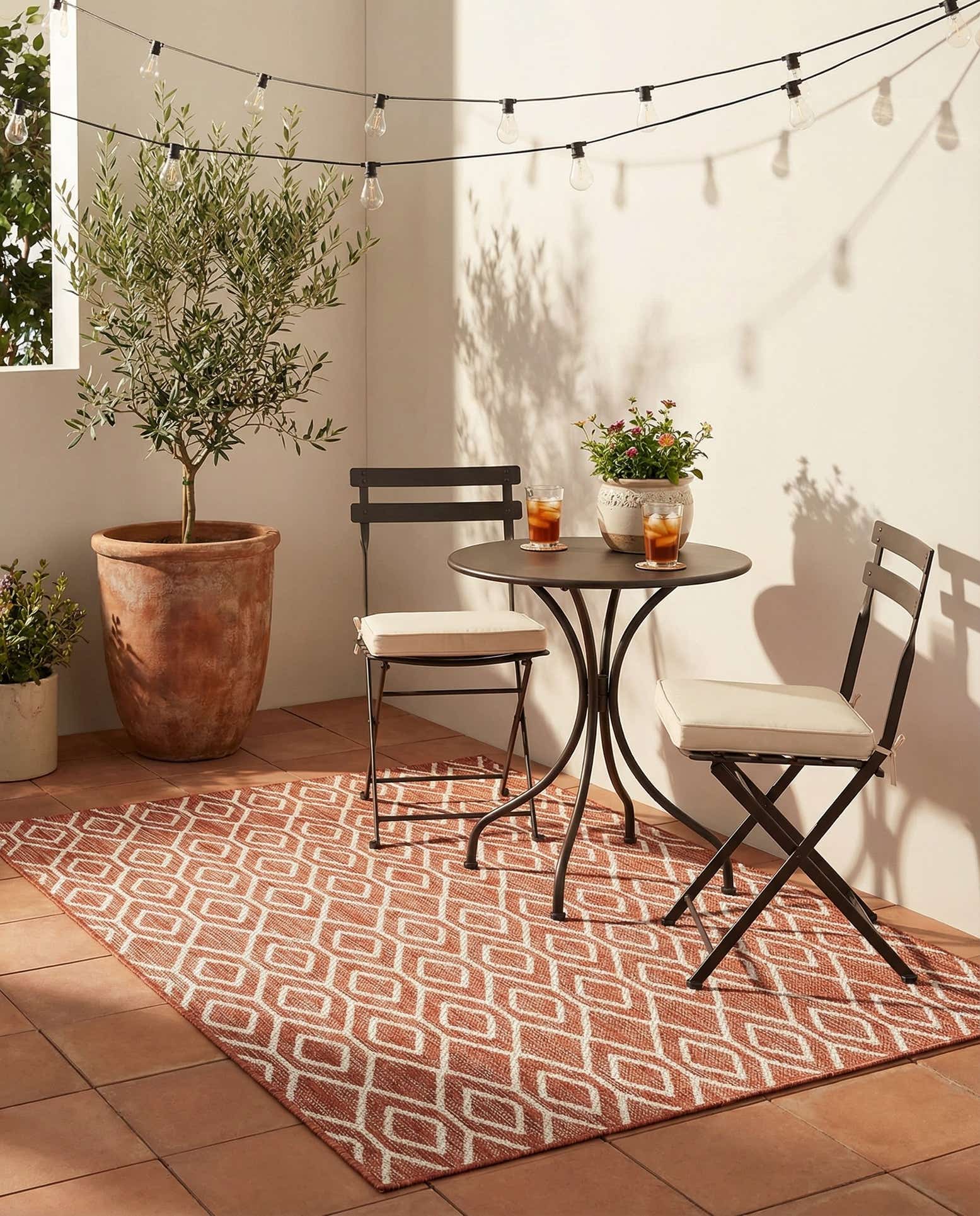 4' x 6' Easy-Clean Jill Zarin Turks and Caicos Indoor / Outdoor Rug
