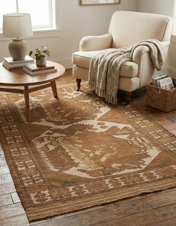 4' 3 x 6' 6 Hand Woven Sumak Wool Rug