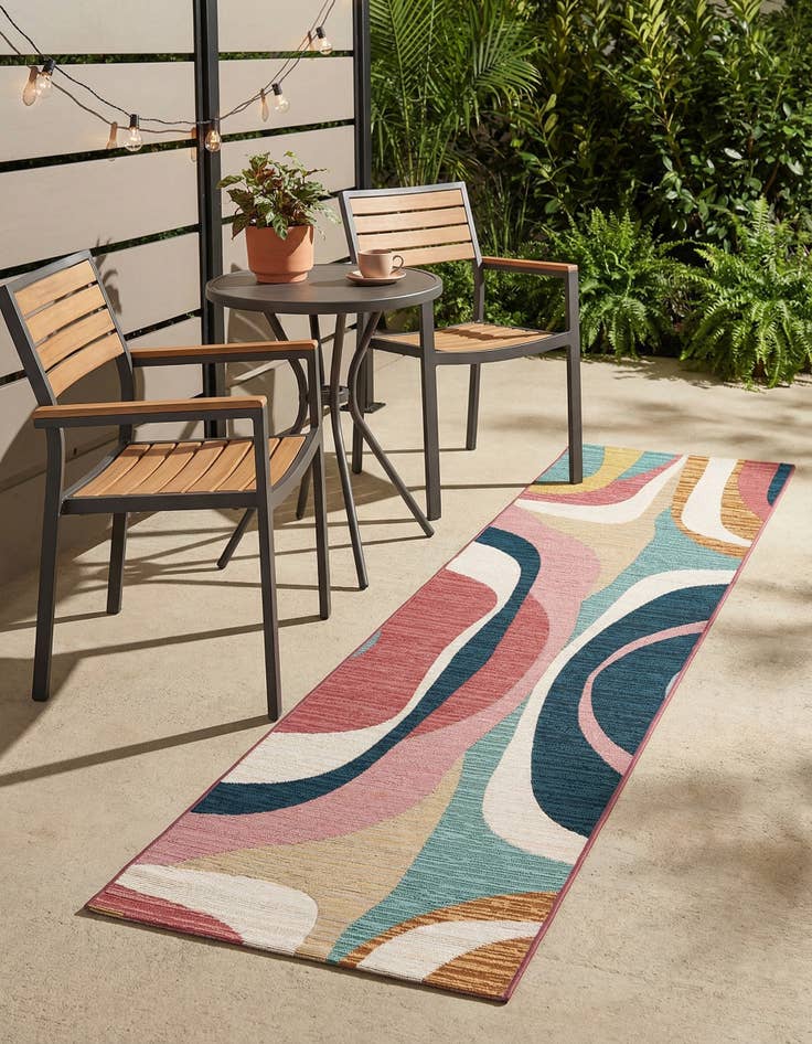 Detail image of 2' x 8'  Washable Modern Indoor / Outdoor Runner Rug