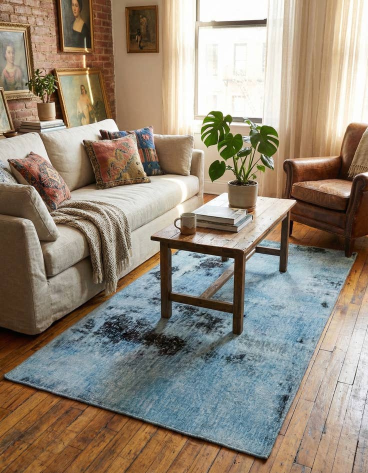 Detail image of 3' 2 x 6'  Hand Knotted Ultra Vintage Persian Wool Rug