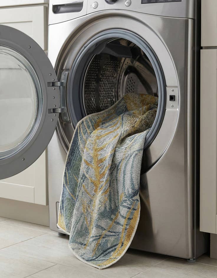 Detail image of 2' x 5'  Washable Botanical Indoor / Outdoor Runner Rug