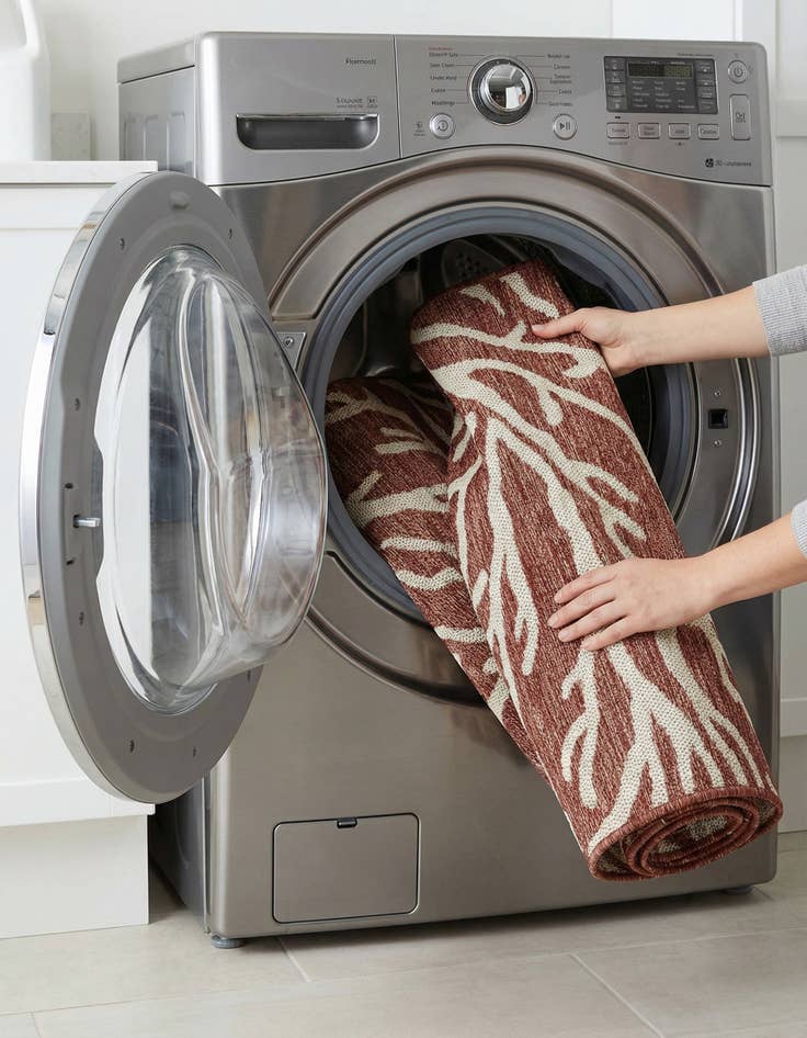 Detail image of 2' x 8'  Washable Coastal Indoor / Outdoor Runner Rug