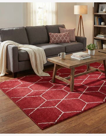 Red Trellis Frieze Rug