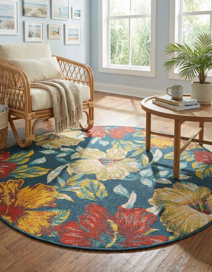 Detail image of 5' 3 x 5' 3 Easy-Clean Coastal Indoor / Outdoor Round Rug