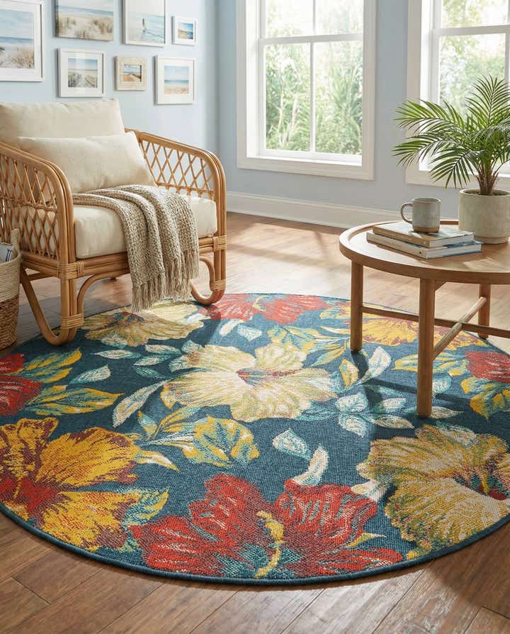 5' 3 x 5' 3 Easy-Clean Coastal Indoor / Outdoor Round Rug