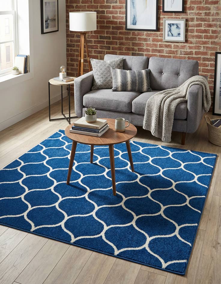 Detail image of 4' x 4' Trellis Frieze Square Rug