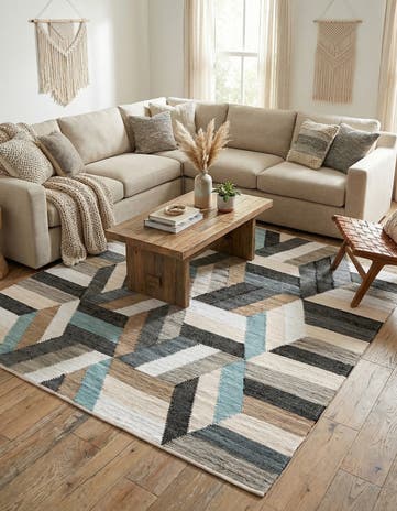 7' 10 x 7' 10 Hand Braided Chindi Cotton Square Rug