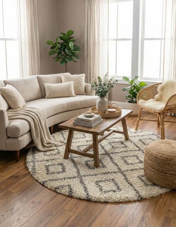 5' 3 x 5' 3 Lattice Shag Round Rug