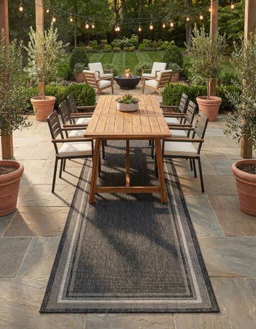 5' 3 x 14' 8 Easy-Clean Border Indoor / Outdoor Runner Rug
