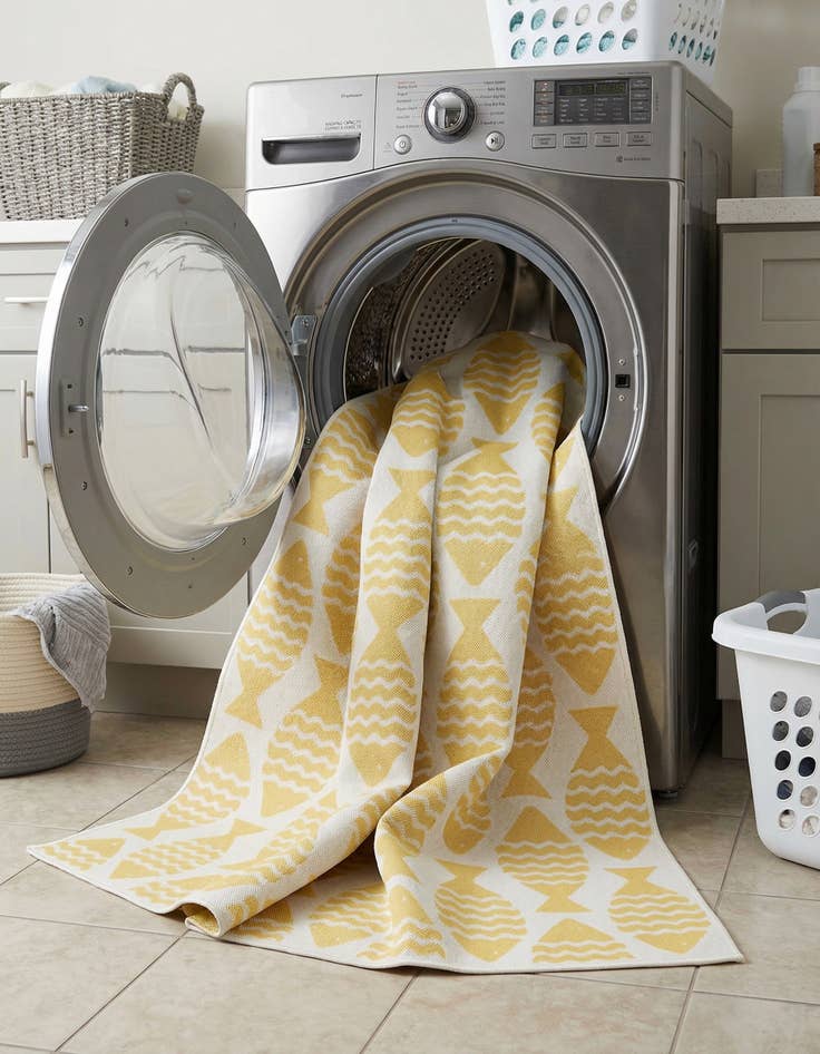 Detail image of 7' 10 x 10'  Washable Coastal Indoor / Outdoor Rug