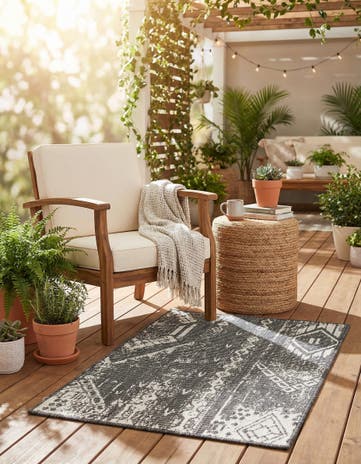 Charcoal Gray Easy-Clean Bohemian Indoor / Outdoor Rug