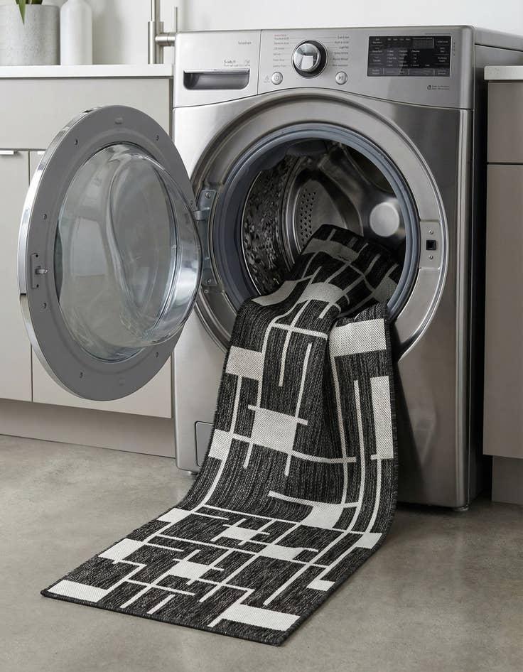 Detail image of  2' x 8'  Washable Modern Indoor / Outdoor Runner Rug