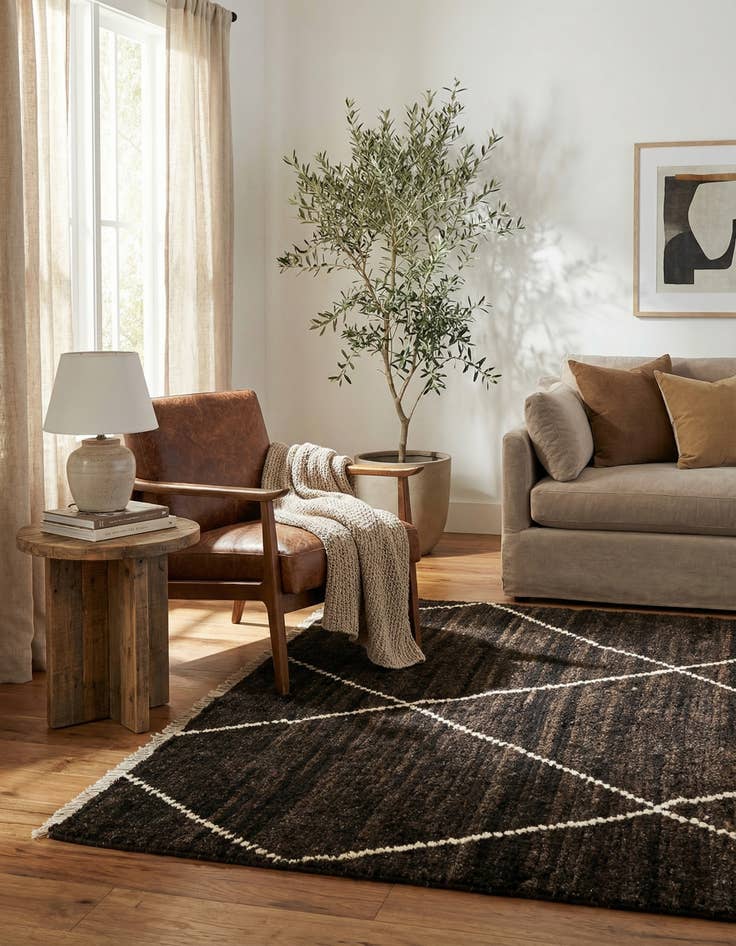 Detail image of 2' 9 x 5' 7  Hand Knotted Moroccan Wool Rug