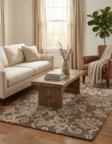 5' 1 x 8' Agra Wool Rug
