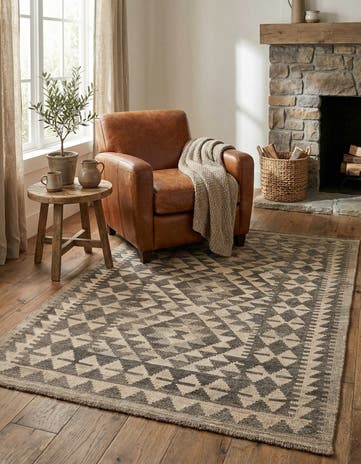 3' 6 x 5' Hand Woven Kilim Maymana Wool Rug