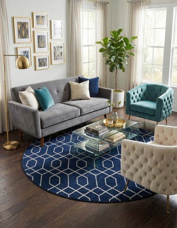 7' 10 x 7' 10 Marilyn Monroe&trade; Glam Trellis Round Rug
