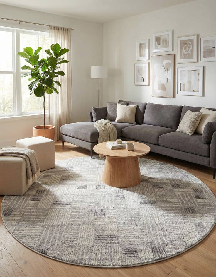 Detail image of 7' 10 x 7' 10 Hanahan Round Rug