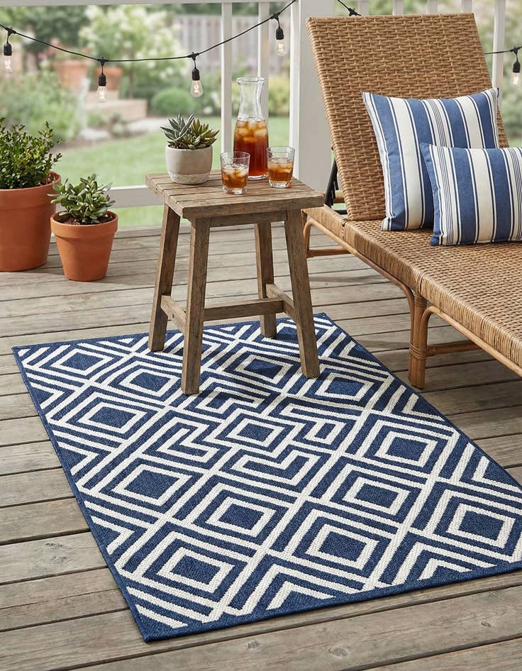 Detail image of 2' x 3'  Washable Sabrina Soto Indoor / Outdoor Rug