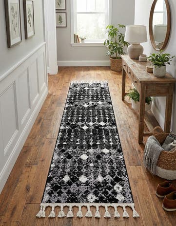 2' x 8' Cherokee Runner Rug
