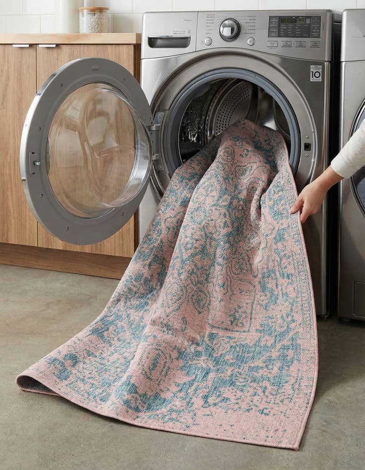 Detail image of 5' 3 x 8'  Washable Jill Zarin Dubai Indoor / Outdoor Rug