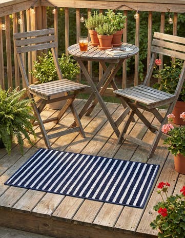 2' x 3' Easy-Clean Sabrina Soto Indoor / Outdoor Rug