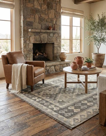 4' 1 x 5' 11 Hand Woven Kilim Maymana Wool Rug