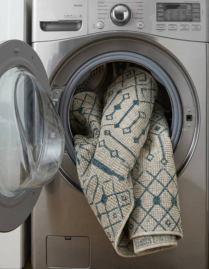 Detail image of 2' x 12'  Washable Trellis Indoor / Outdoor Runner Rug