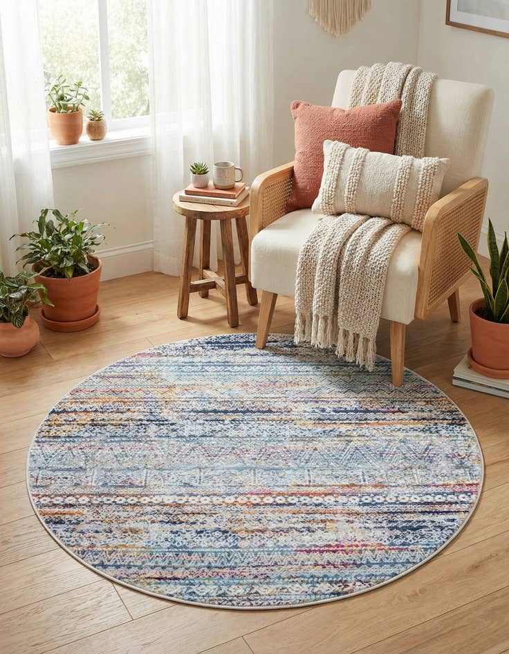 Detail image of 3' 7 x 3' 7 Malibu Round Rug
