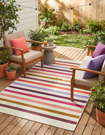 5' 3 x 8' Easy-Clean Ribbon Indoor / Outdoor Rug